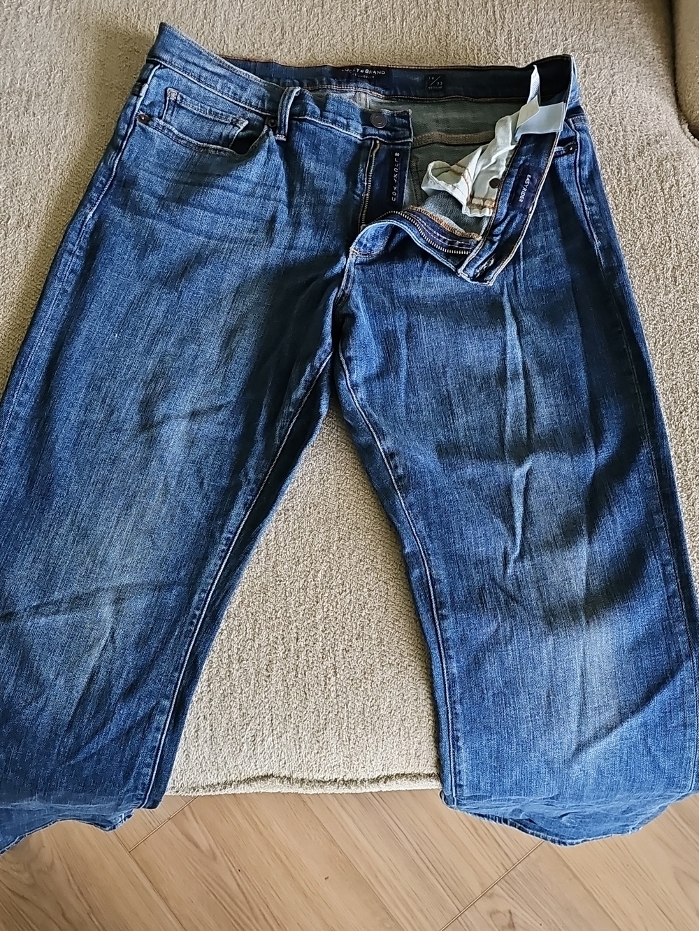 Lucky Brand Women's Straight Leg Jeans in Dark Blue Wash